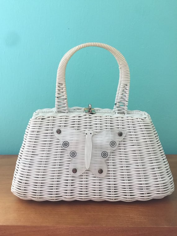 Vintage 1960s White Wicker Purse with Lucite Butte