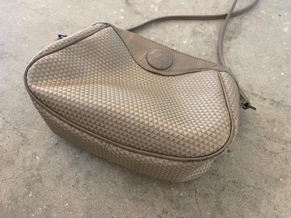Vintage 80s Liz Claiborne Triangle Logo Purse View 6