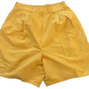Vintage 80s Solid Gold Rayon Bermuda Short Size 10