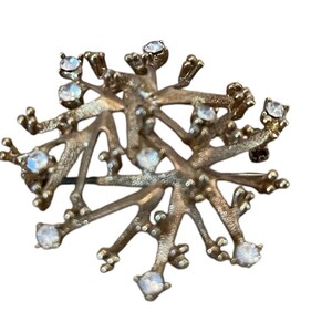 Vintage Gold Tone Snowflake Rhinestone Brooch
