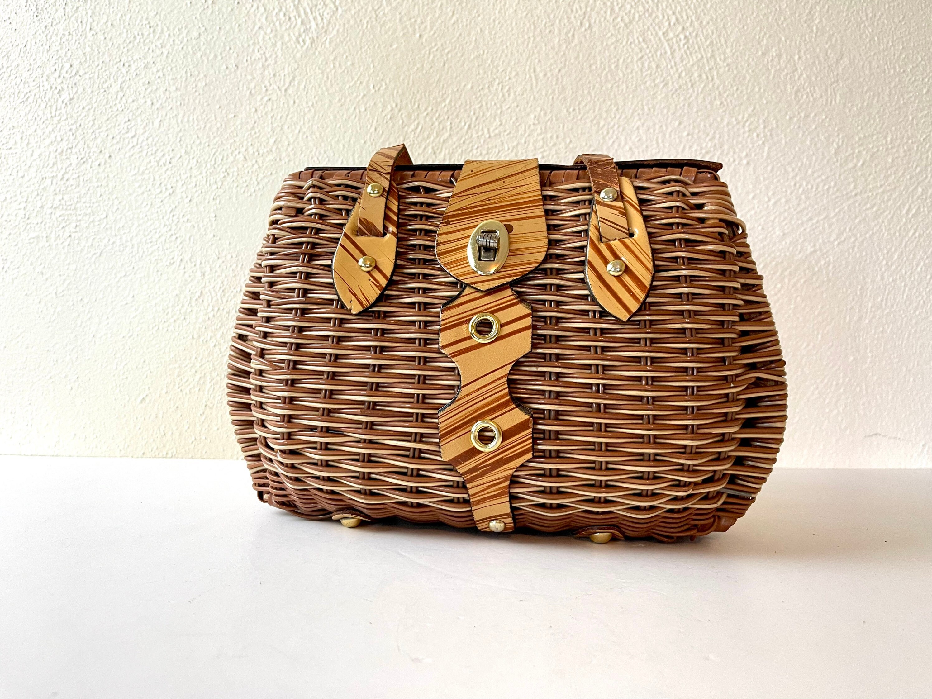 Vintage 1940s straw basket purse bag with wooden hand… - Gem