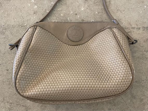 Vintage 80s Liz Claiborne Triangle Logo Purse View 5