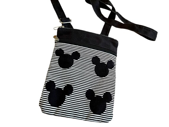 Buckle Down Disney Bag, Cross Body, Round, Mickey Mouse Rhinestone Smiling  Face Outline, Black Vegan Patent Leather