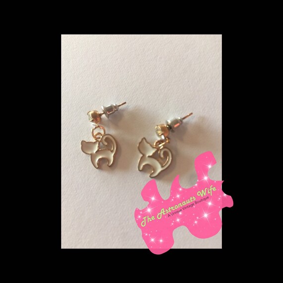 Betsey Johnson Cute Kitty Enamel Cat Earrings