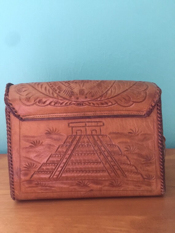 Vintage 1960s Tooled Leather Purse From Mexico - image 5