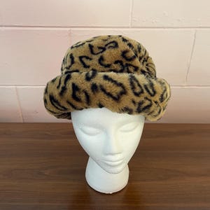 Vintage 1990s Y2K Leopard Print Fedora Hat