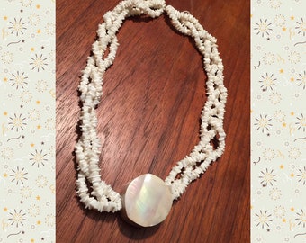 Vintage Carved Puka Shell Mother of Pearl Statement Necklace