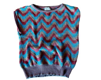 Super Cool 1980s Chevron Stripe Sleeveless Banded Bottom Sweater