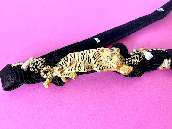 Vintage 80s Sculptural Tiger Belt Buckle in the Style of  display picture 2