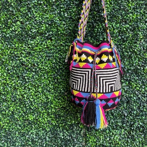 Handcrafted Colombian Wayuu Crossbody - Ethical Artisan Women’s Bag. Original Wayuu Mochila.