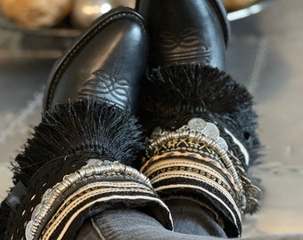 Unique Festival Embellished Leather Western Cowboy Cowgirl Vintage Booties.