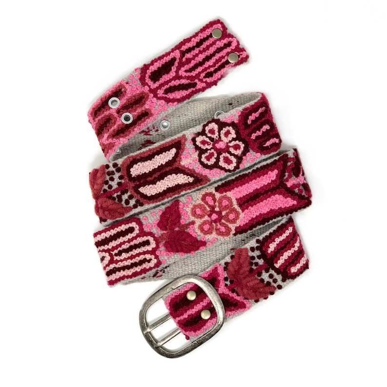 Berries Wool Belt Women belt Peruvian embroidered belt Woven belt Floral belt Gifts for her Wool Embroidered belt. Wool Belt