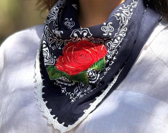 Handmade Embroidered Cotton Bandana: Floral Hair Accessory