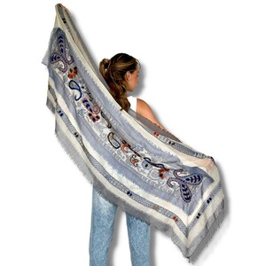 Handmade Wool Pashmina Scarf for Wedding, Winter, and Gift.