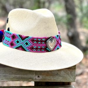 Panama Hat with Knitted Oaxacan Band, Sun Hat, Regalo para Mujer.