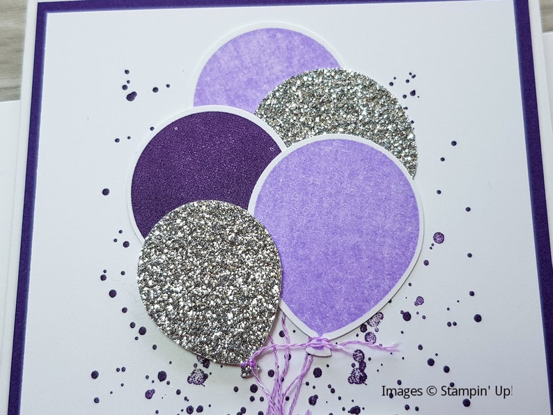 17th Birthday Card, Gender Neutral Celebration Card, Greeting Card with Purple Balloon Design. imagem 2