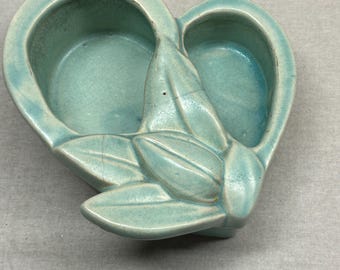 Vintage Nelson McCoy Blue Heart Shaped Planter – Mid-Century Ceramic Collectible, NM USA Mark