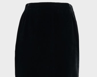Yves Saint Laurent - Black velvet pencil skirt