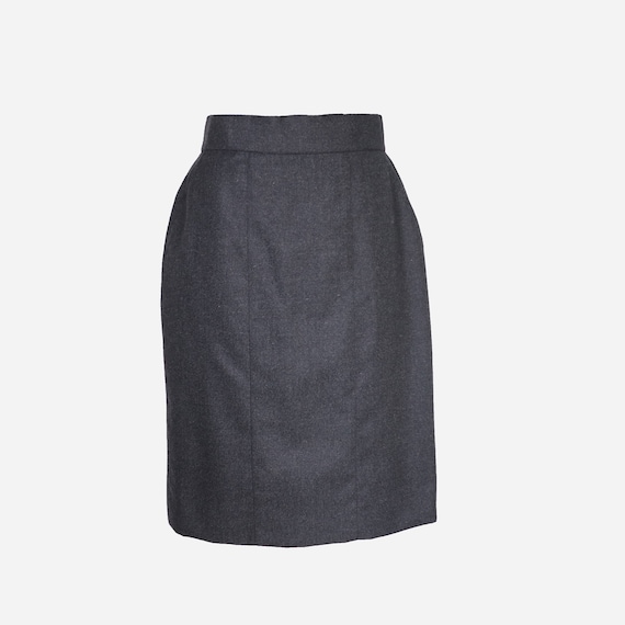 CHANEL - Wool skirt