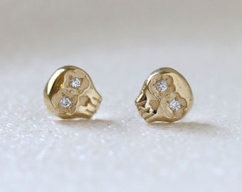 Solid Gold Skull Earrings, Diamond Skull Earrings, Skull Studs, Gothic Earrings, 14k Gold Skull, Dia De Los Muertos Earrings, white diamonds