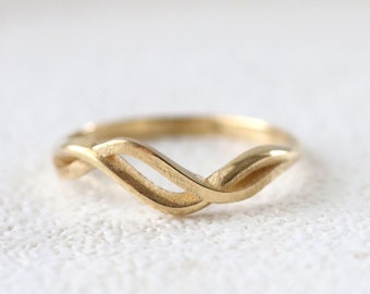 14k solid gold double wave ring, twisty ring
