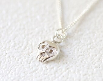 Tiny Gold Skull Necklace, Small 14k Pendant, White Gold Skull Pendant,  Sugar Skull Necklace, Day Of The Dead, Dia De Los Muertos, Calavera
