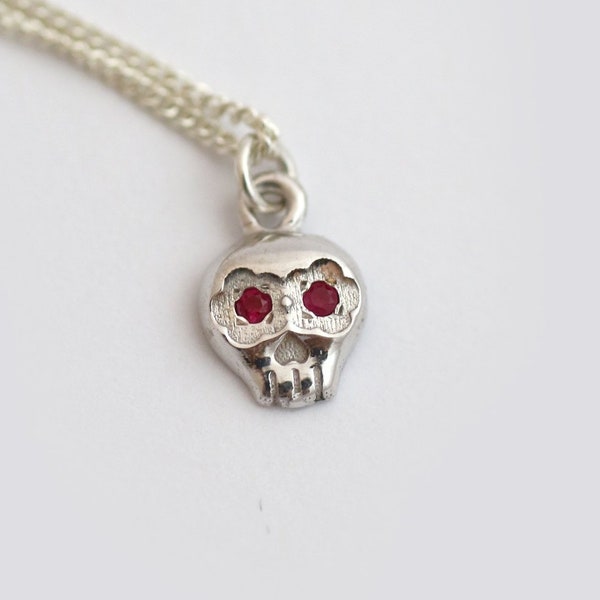 Tiny Sugar Skull Necklace, Small Ruby Pendant, Gold Ruby Skull Pendant,  Solid Gold Skull Necklace, Day Of The Dead, Dia De Los Muertos,