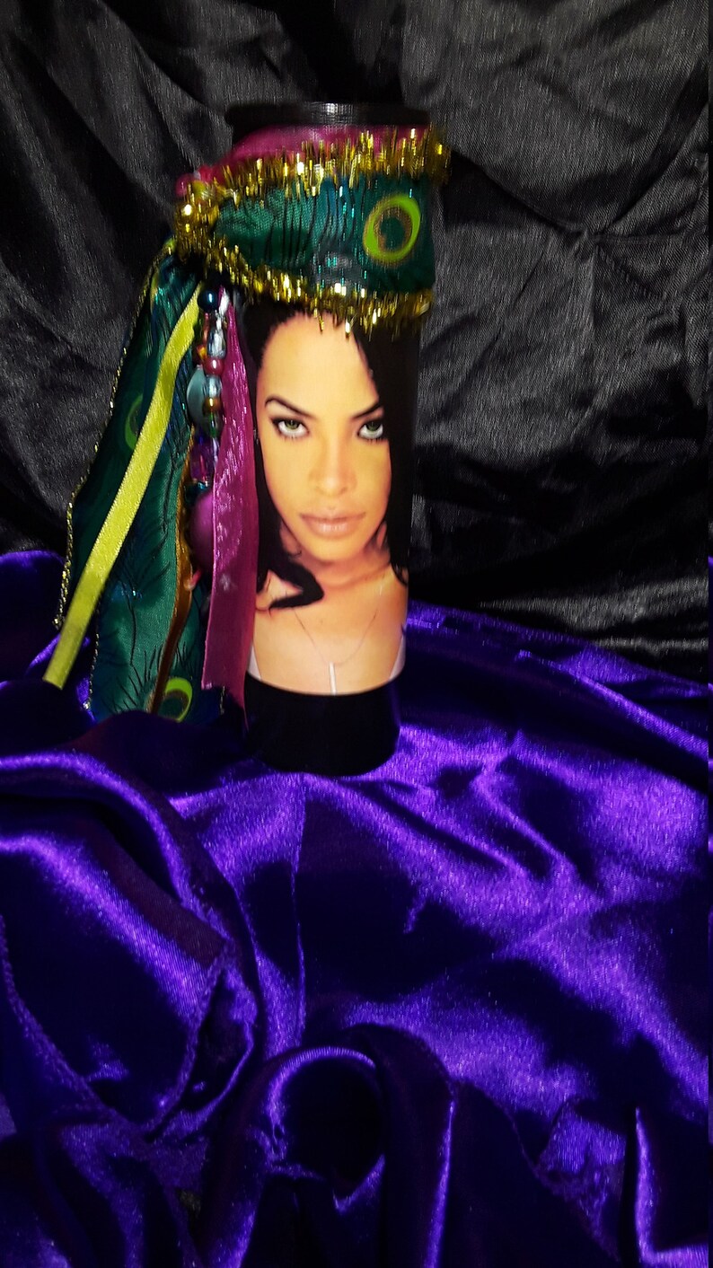Aaliyah Candle