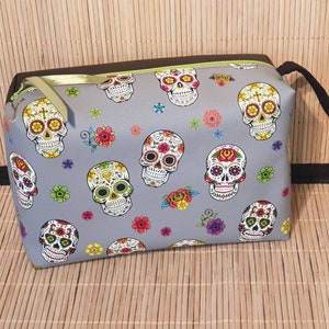 Maxi toiletry bag or beauty pouch in imitation leather Mexican skull gothic skull rectangle shape, gift idea image 1