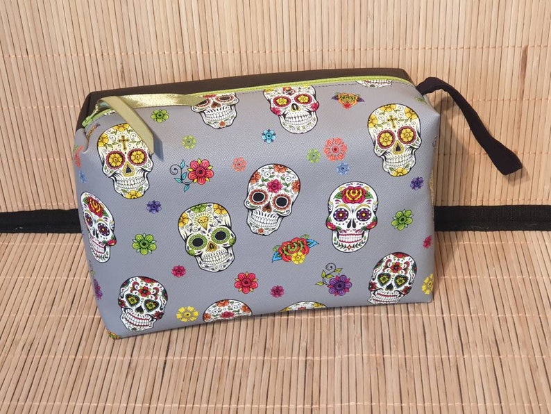 Maxi toiletry bag or beauty pouch in imitation leather Mexican skull gothic skull rectangle shape, gift idea image 1