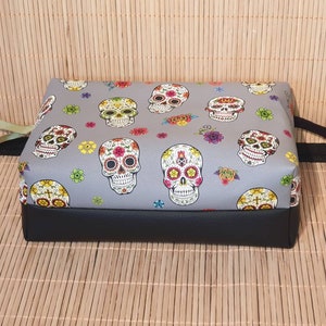 Maxi toiletry bag or beauty pouch in imitation leather Mexican skull gothic skull rectangle shape, gift idea image 5