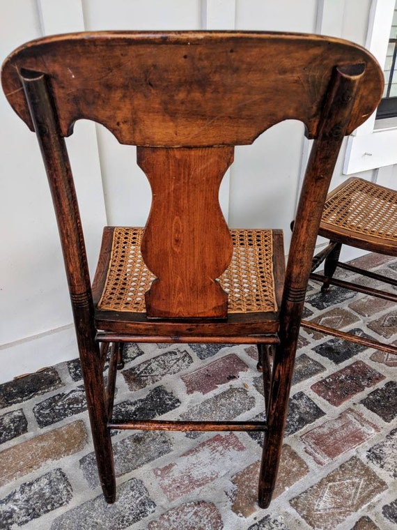Antique Chairs Antique Cane Chairs Primitive Chairs Farmhouse Chairs Country Chairs Shabby Chic Harp Chairs Corner Chairs Wooden