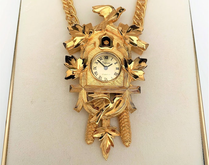 1960's Trifari Cuckoo Clock 17 Jewel Pendant Watch Necklace With