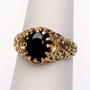 Antique Victorian/Edwardian Era 18k Gold and Sapphire Ring