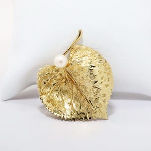 Christian Dior Leaf Brooch - Etsy