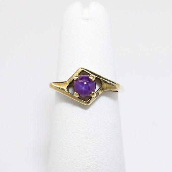 Vintage 10k Gold & Star Ruby Cabochon Ring - image 1