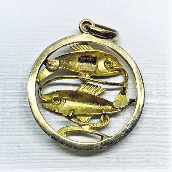 Vintage 14k Yellow Gold Pisces Zodiac Double Fish… - image 2