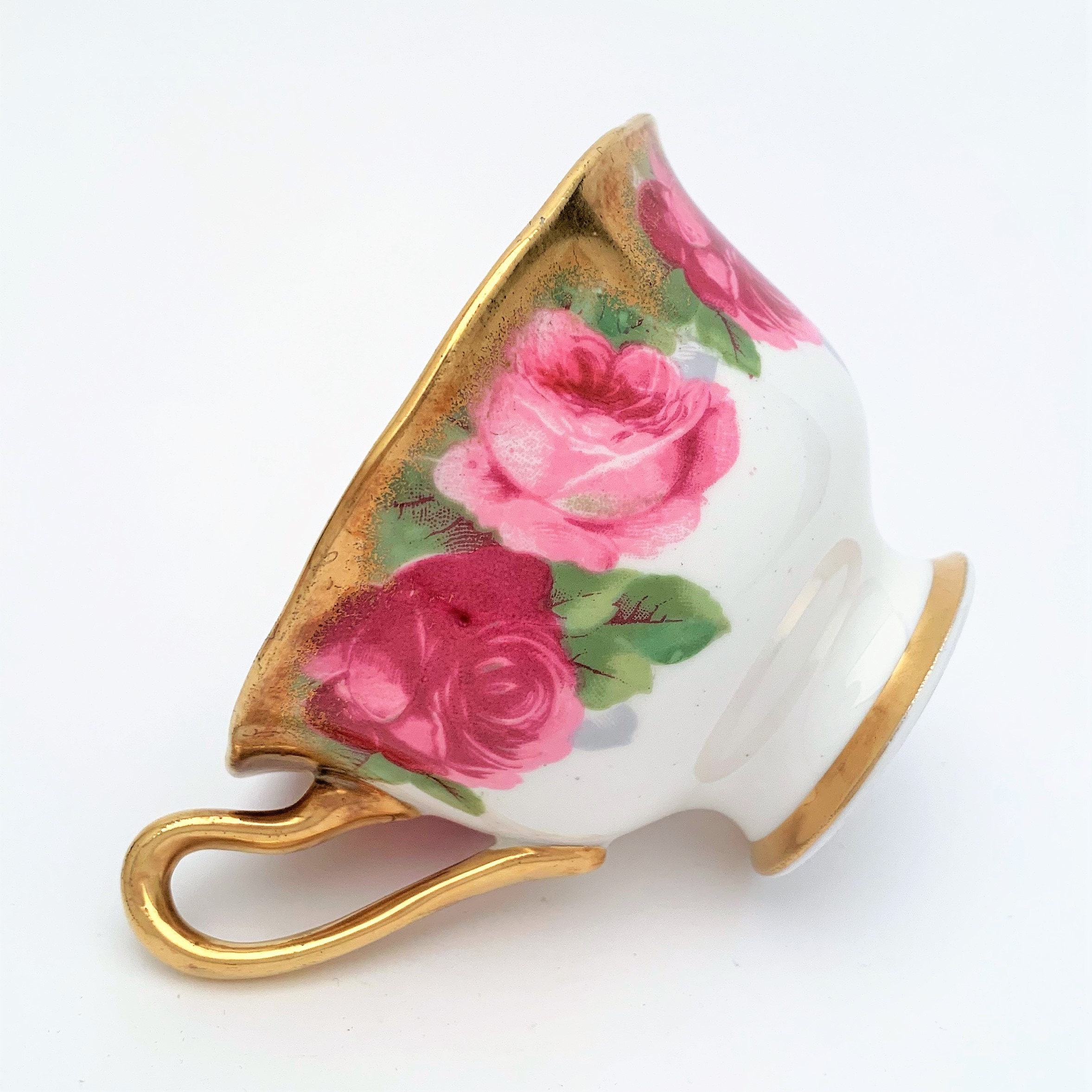 Vintage 1950's Royal Albert Unmarked 'old English Rose' Tea Cup