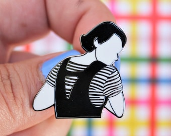 Enamel Pin Phoebe Waller-Bridge &quot;FLEABAG&quot; - Pin Fleabag - Gift