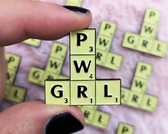 GRL PWR Emaille Pin - Feministische Frauenpower Anstecknadel