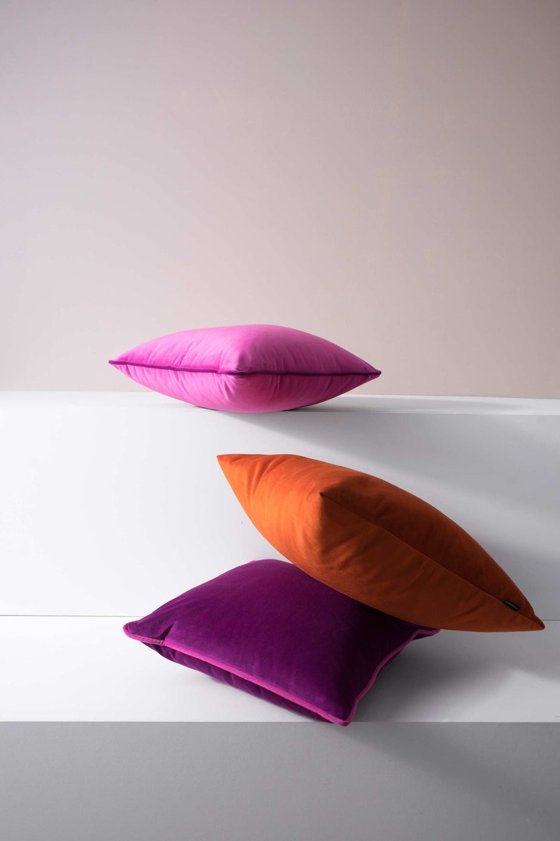 Set of 3 modern fuchsia and orange velvet cushions image 3
