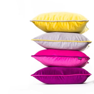 Set of 3 modern fuchsia and orange velvet cushions image 8