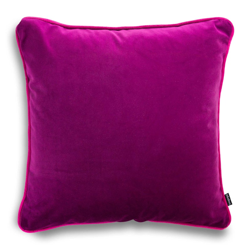 Set of 3 modern fuchsia and orange velvet cushions image 4