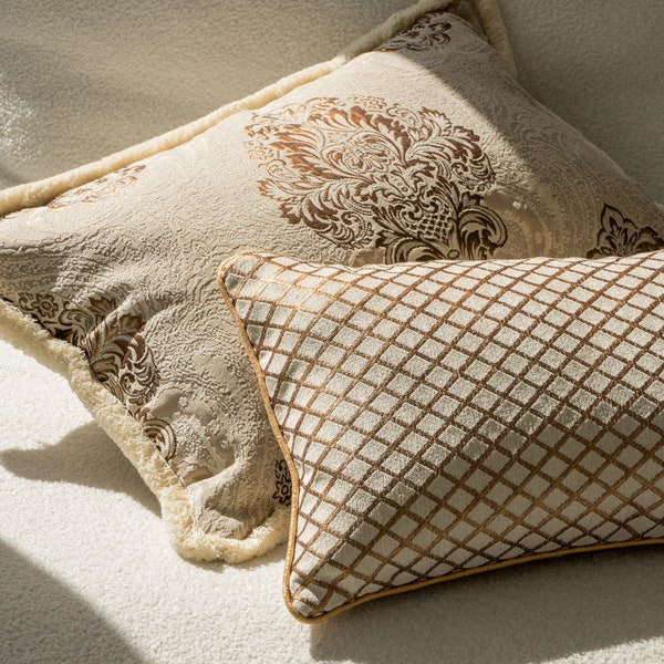 Luxurious Aurum Decorative Pillow, Glamour Style in Cream & Gold Accents, 50x30 cm