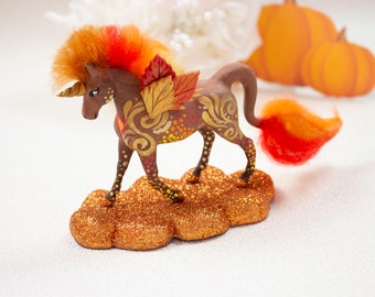 Fall Unicorn Sculpture – Autumn Decor – Hand-Painted Fantasy Figurine – Glitter Unicorn Gift