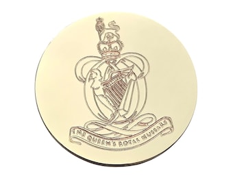 Queen's Royal Hussars engraved gilt blazer button