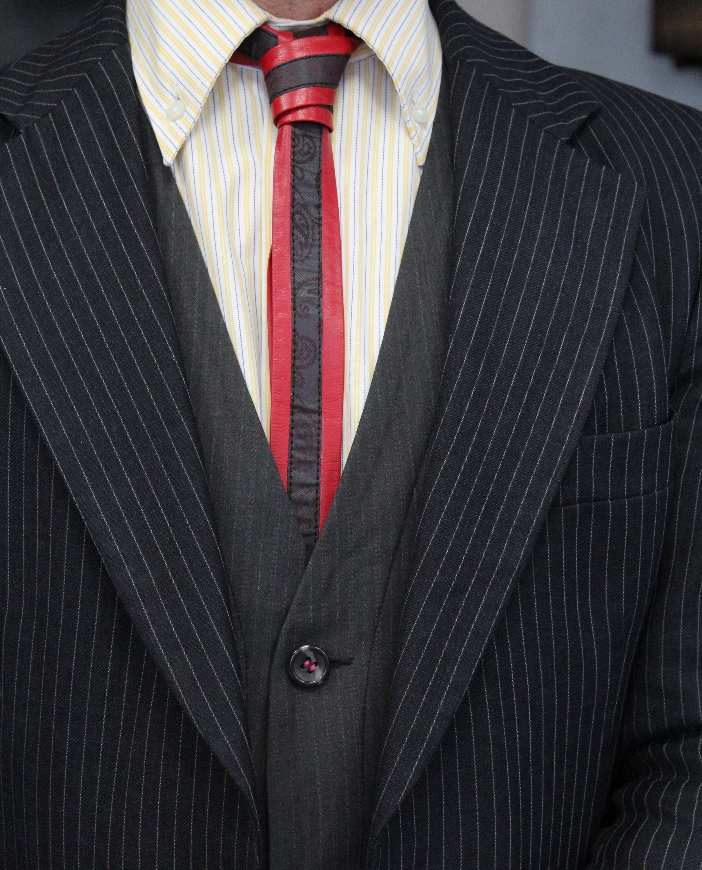 mens leather necktie