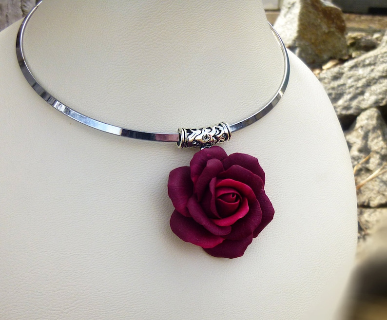 Burgundy necklace Rose necklace gift for women Boho Necklace Flower pendant Burgundy bridesmaid Clay necklace