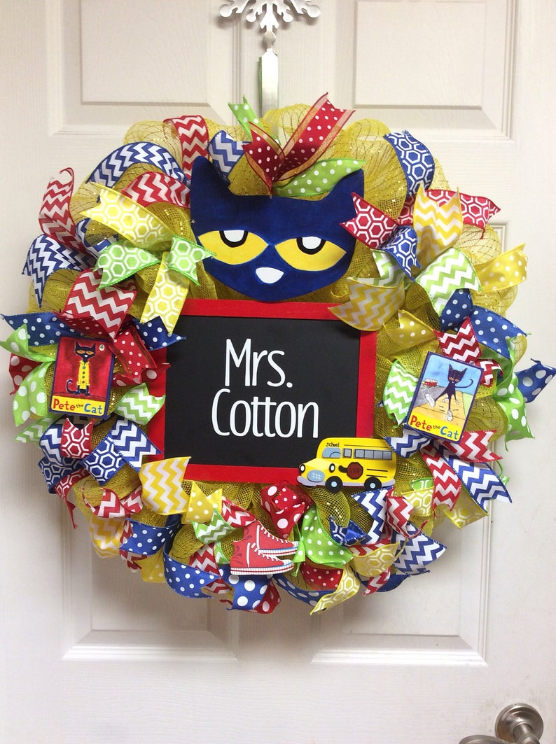 Pete The Cat Wreath Classroom Wreath School Wreath Teacher Etsy