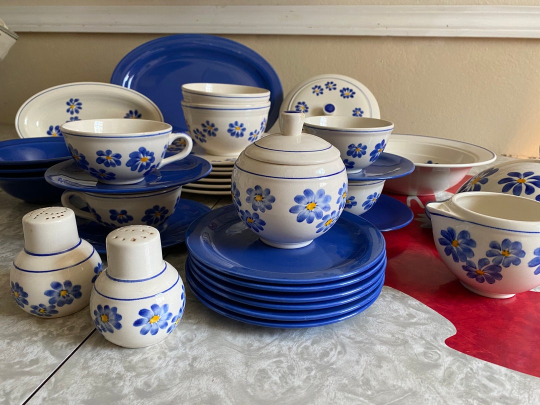 Vintage California Pottery Vernonware Vernon Kilns Blossoms Dishes